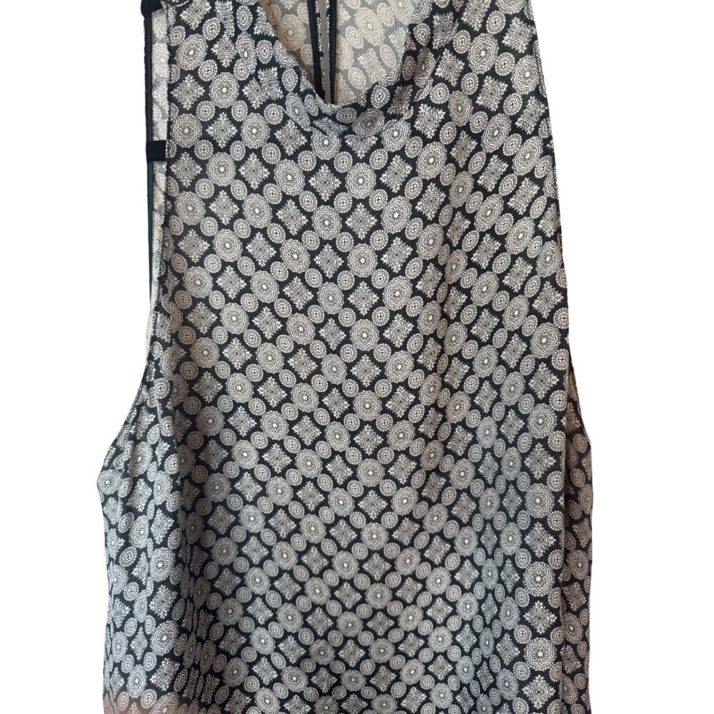 2/$30 ZARA Small Black & White Sleeveless Patterned Blouse - Picture 4 of 12
